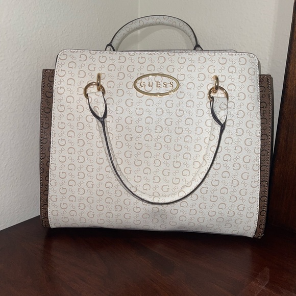 Guess Satchel Handbag - Picture 3 of 6